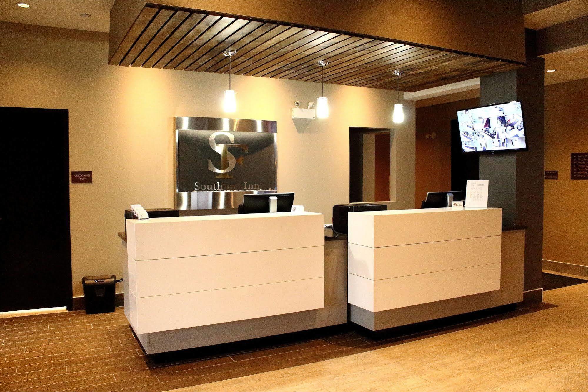 Southfort Inn Fort Saskatchewan Kültér fotó